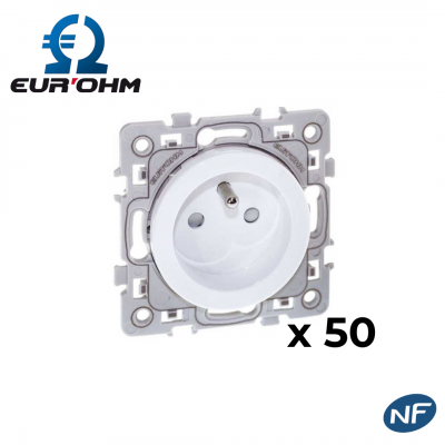 Pack de 50 prises de courant 2P+T 16A blanche SQUARE EUR'OHM