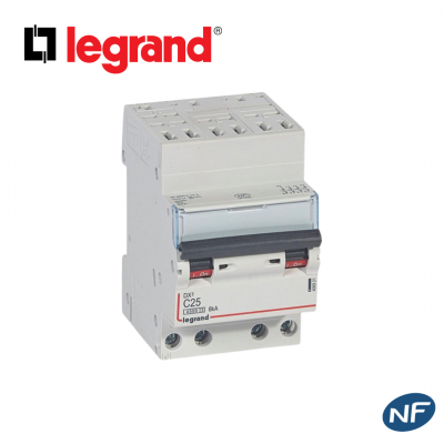 Disjoncteur tétrapolaire 4,5kA - Courbe C - 25A ou 32A - connexion auto/vis LEGRAND