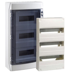 Coffret en plastique avec porte à 4,75€ HT livré en 24h
